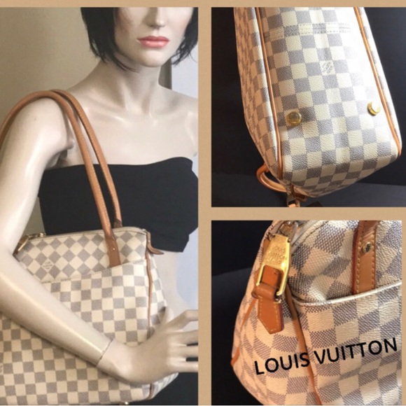 Louis Vuitton Handbags - LOUIS VUITTON SHOULDER BAG WITH 2-WAY ZIPPER  CLOSURE, WINTER WHITE & TAN
